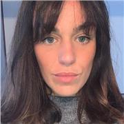 Plurilaureata in lettere ed editoria con esperienza nel campo dell'insegnamento offre lezioni e tutoraggio